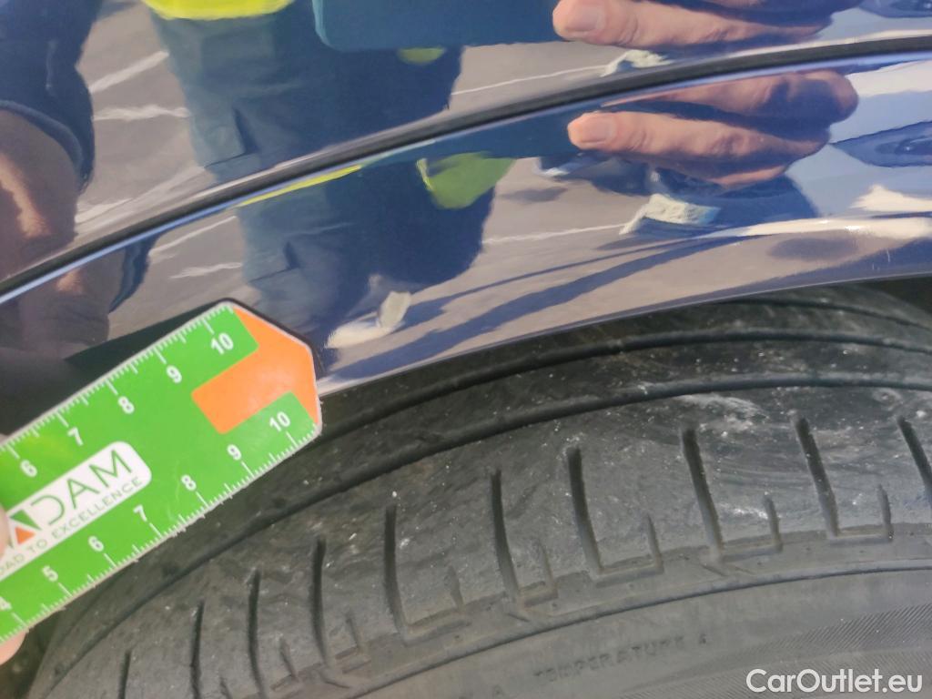  Audi  Q5 AUDI  / 2016 / 5P / todoterreno Design 35 TDI 120kW S tronic #33