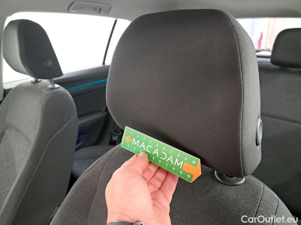  Volkswagen  Golf  VOLKSWAGEN / 2020 / 5P / Berline 2.0 TDI SCR 115 DSG7 Life Busi #11