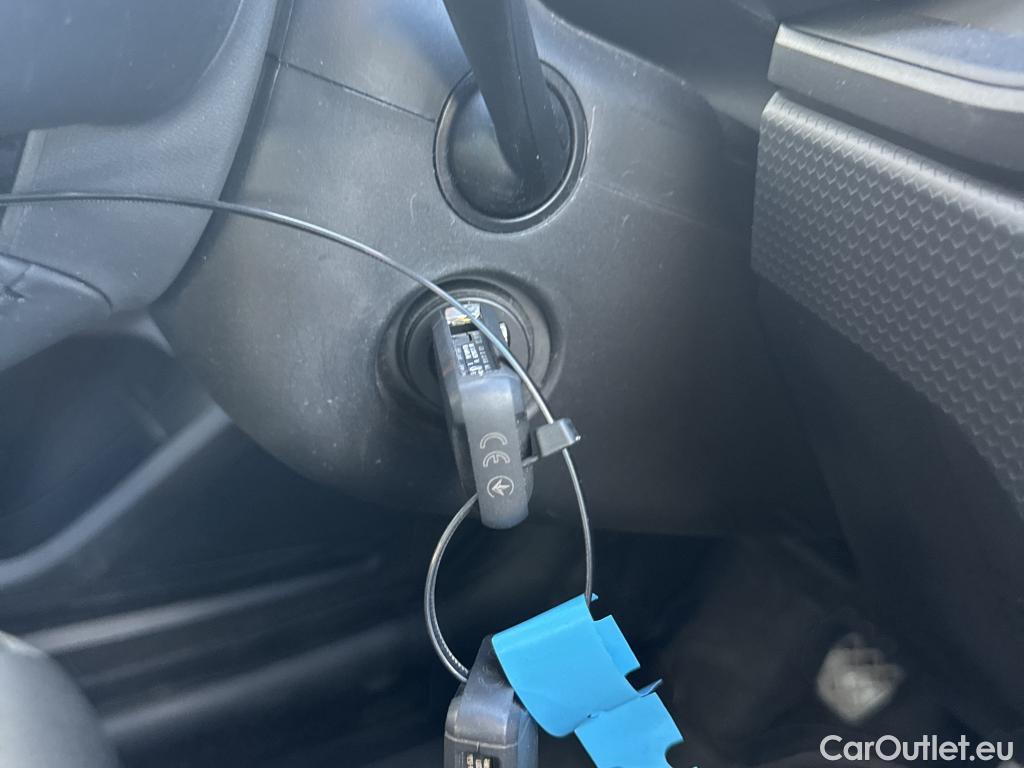  Audi  A1 Sportback AUDI A1 / 2018 / 5P / berlina con portón Sportback S line 30 TFSI 81kW (116CV) (AC) #16