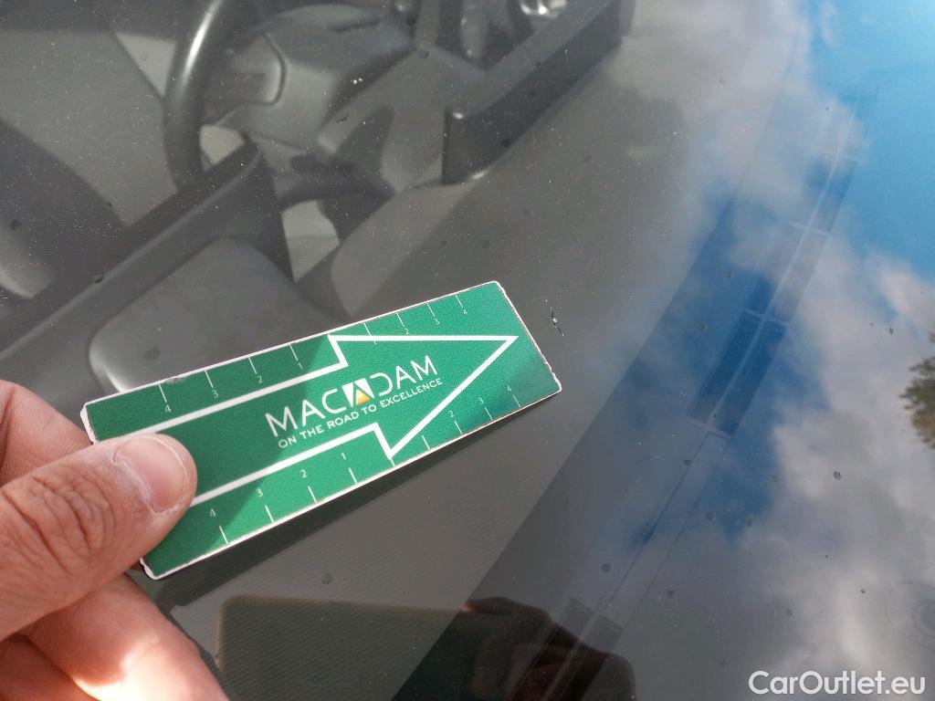  Citroen  C4 Cactus CITROEN  / 2018 / 5P / berlina con portón BlueHDi 100 S&S Feel #10