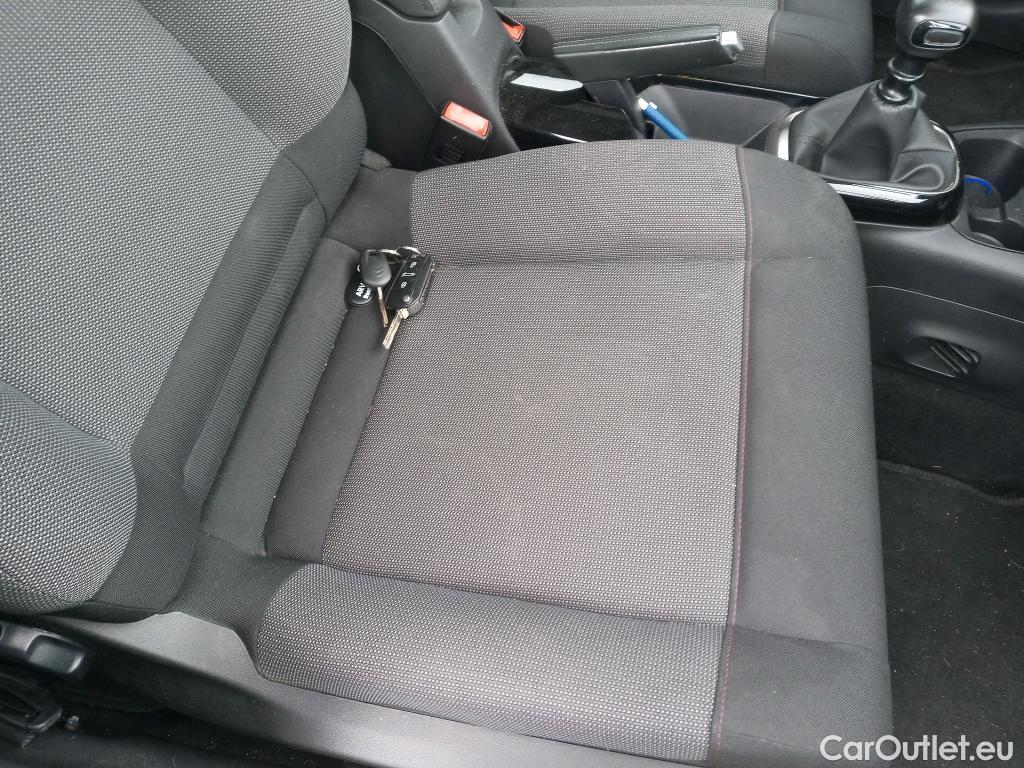  Citroen  C4 Cactus CITROEN  / 2018 / 5P / berlina con portón BlueHDi 100 S&S Feel #7