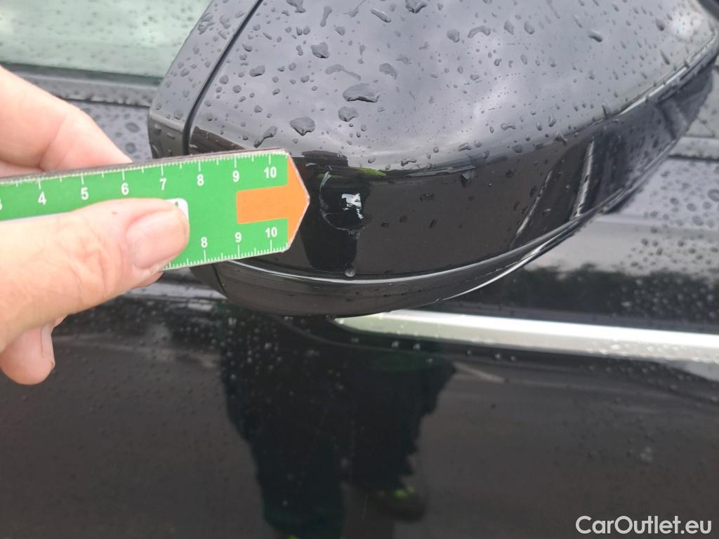  Land Rover  Range Rover LAND ROVER  Velar / 2017 / 5P / todoterreno 2.0 D240 177kW (240CV) S 4WD Auto #34