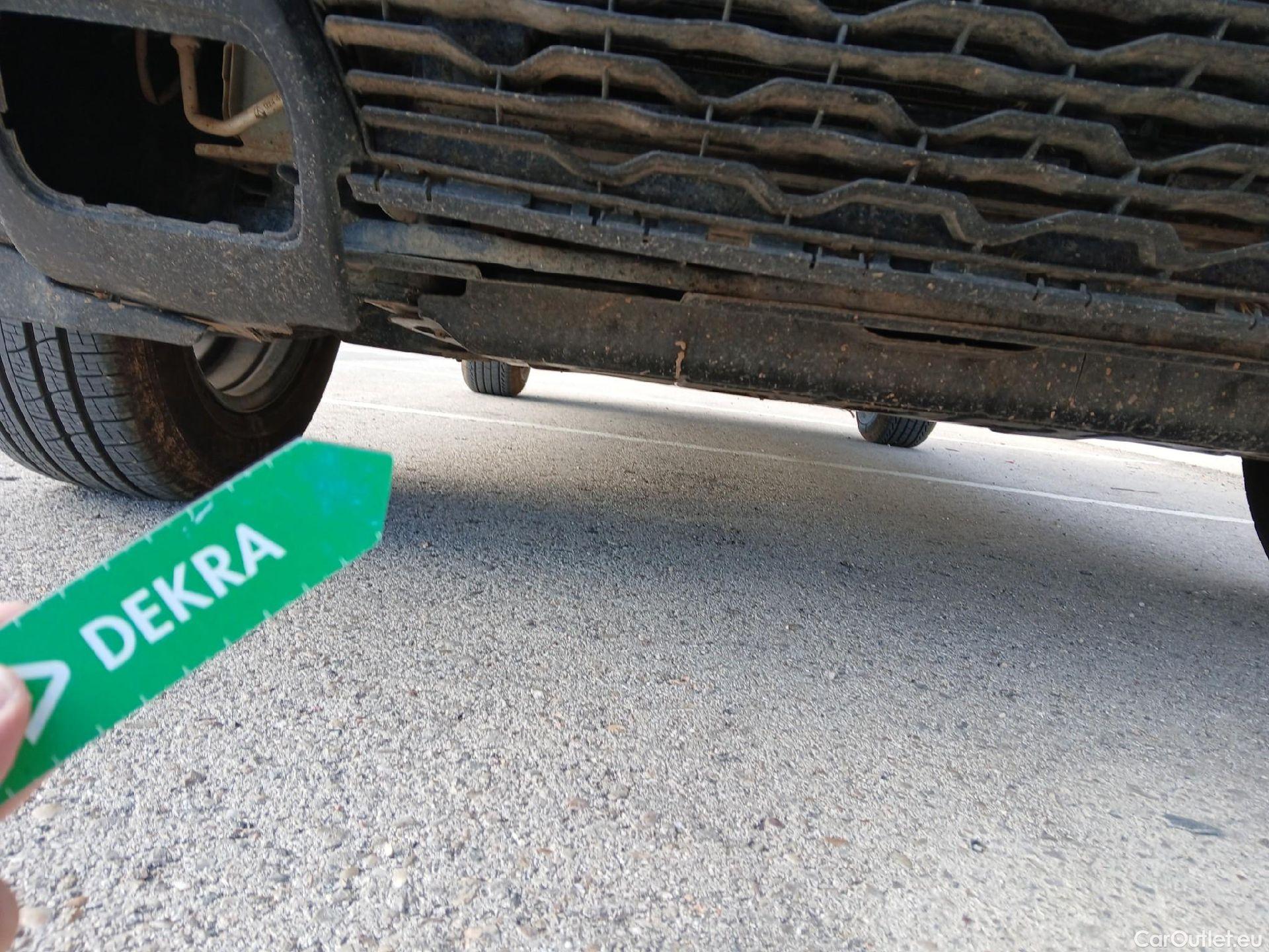  Dacia  Duster DACIA  / 2018 / 5P / todoterreno Essent. Blue dCi 85kW (115CV) 4X2 #2