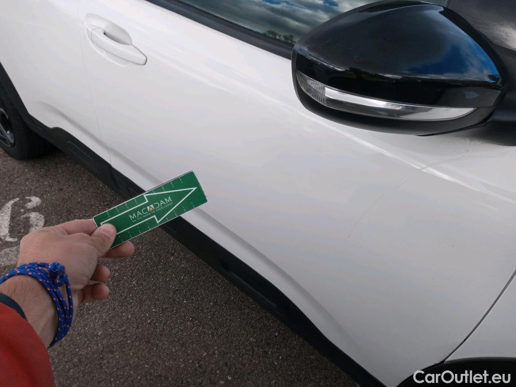  Citroen  C4 Cactus CITROEN  / 2018 / 5P / berlina con portón BlueHDi 100 S&S Feel #21