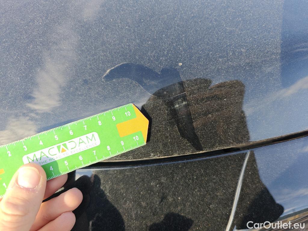  DS  DS7 DS DS 7 Crossback / 2017 / 5P / todoterreno 1.6 E-Tense 225 Auto Bastille + #59