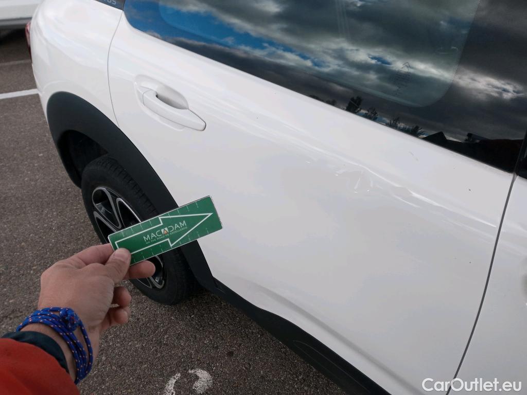  Citroen  C4 Cactus CITROEN  / 2018 / 5P / berlina con portón BlueHDi 100 S&S Feel #31