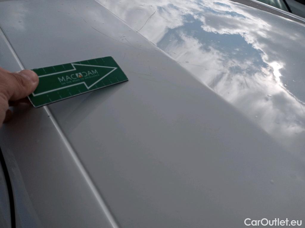  Citroen  C4 Cactus CITROEN  / 2018 / 5P / berlina con portón BlueHDi 100 S&S Feel #49