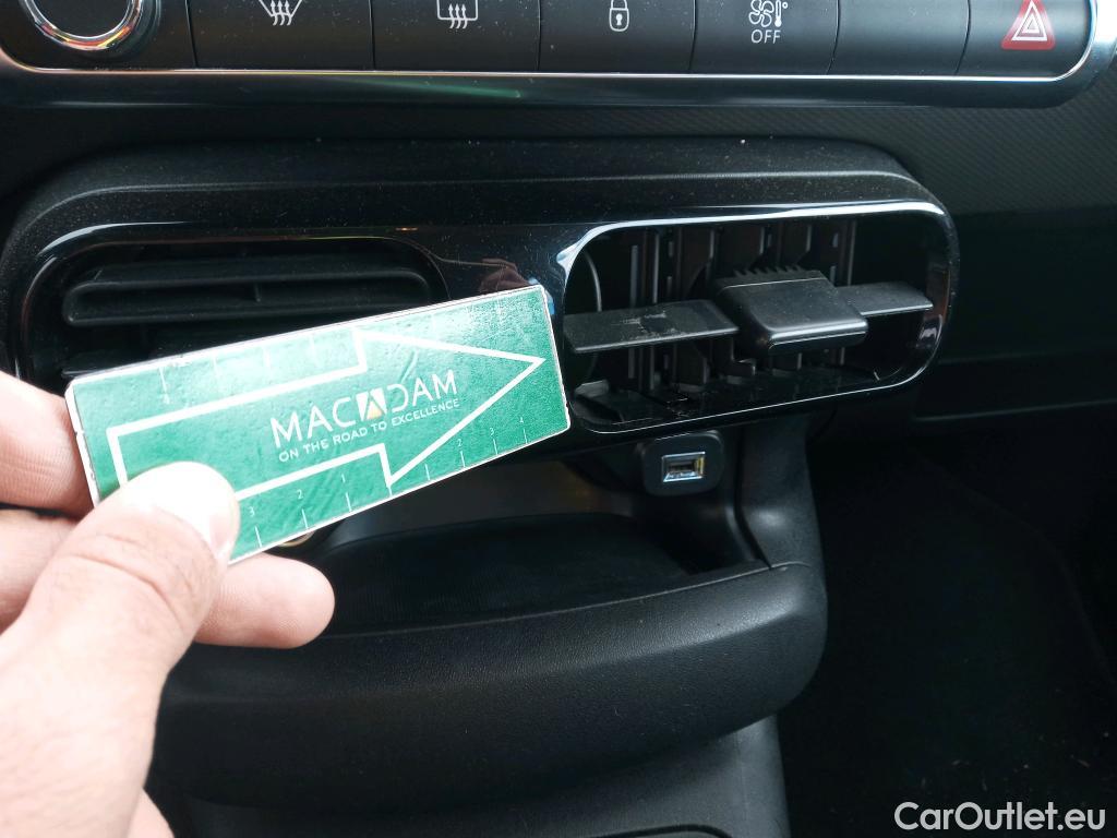  Citroen  C4 Cactus CITROEN  / 2018 / 5P / berlina con portón BlueHDi 100 S&S Feel #2