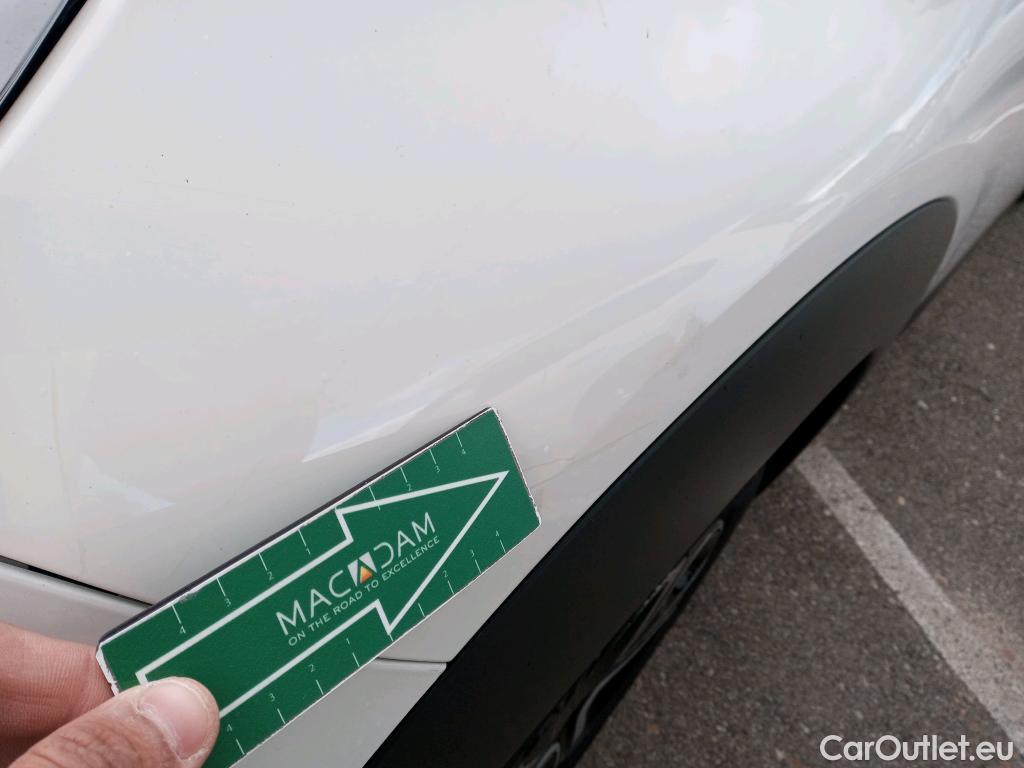  Citroen  C4 Cactus CITROEN  / 2018 / 5P / berlina con portón BlueHDi 100 S&S Feel #42