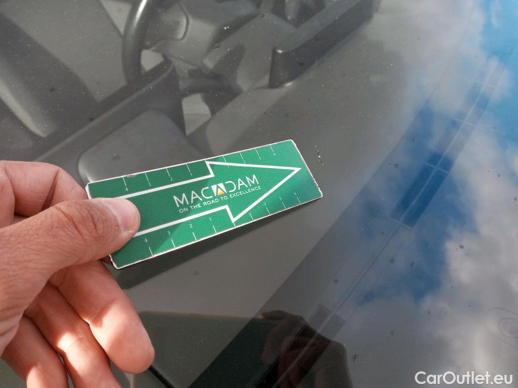  Citroen  C4 Cactus CITROEN  / 2018 / 5P / berlina con portón BlueHDi 100 S&S Feel #11