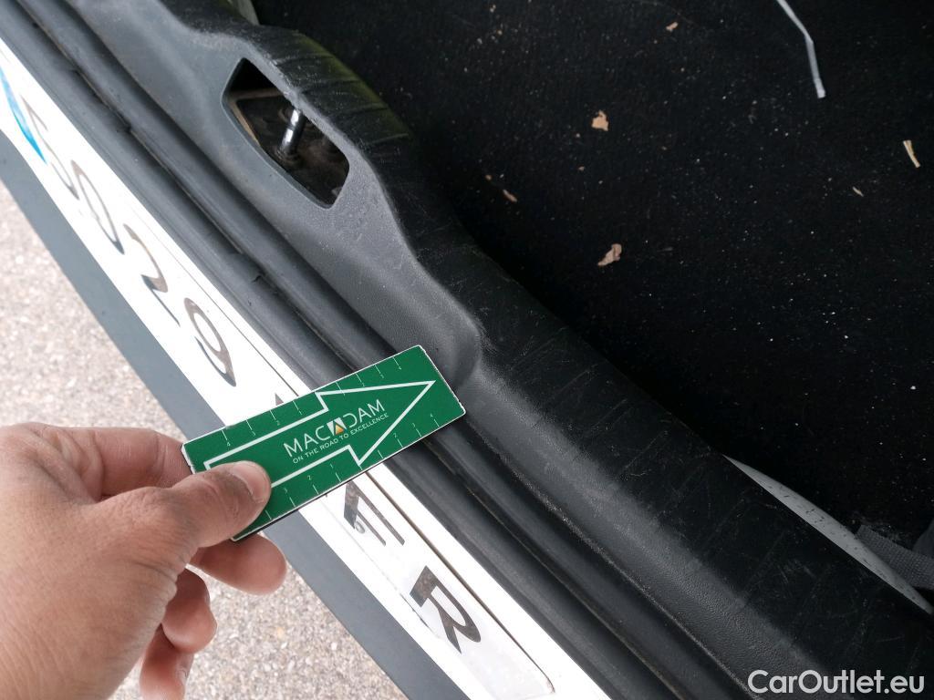  Citroen  C4 Cactus CITROEN  / 2018 / 5P / berlina con portón BlueHDi 100 S&S Feel #15