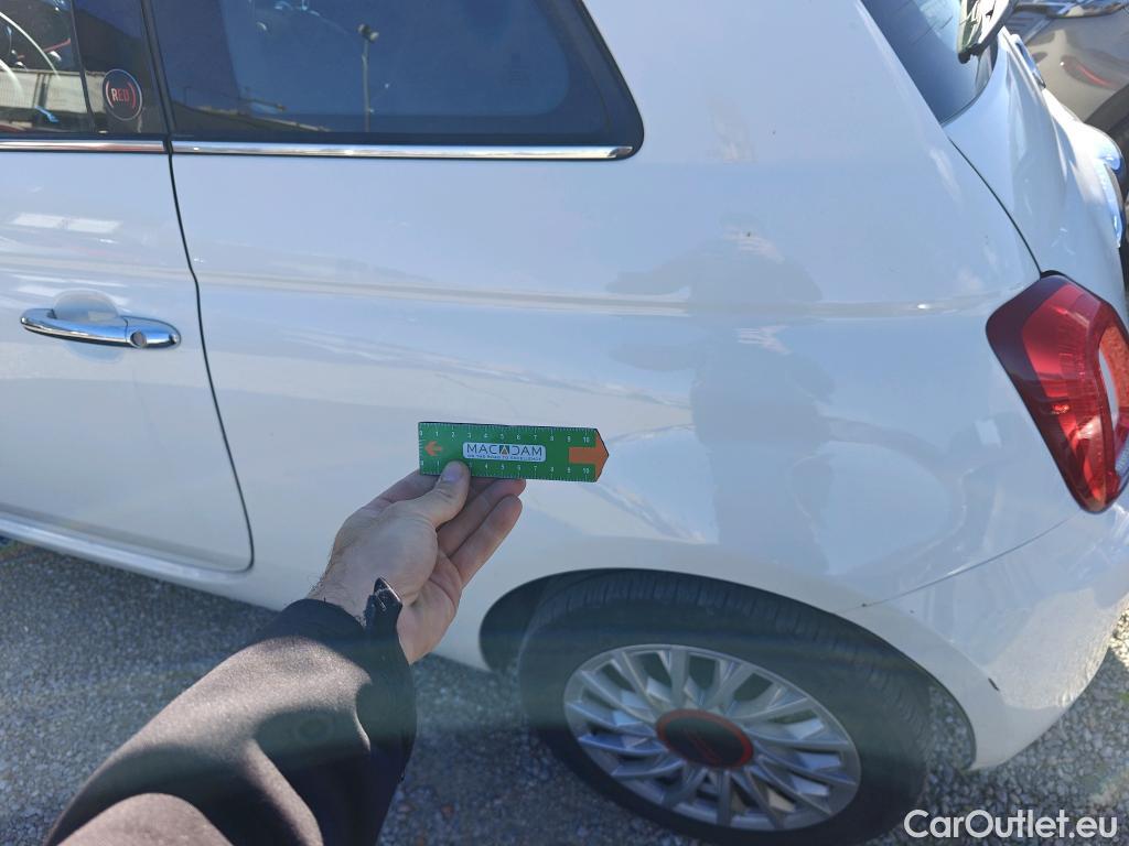  Fiat  500 FIAT  / 2015 / 3P / berlina con portón Red 1.0 Hybrid 51KW (70 CV)(SP)(SL) (AC4) #24