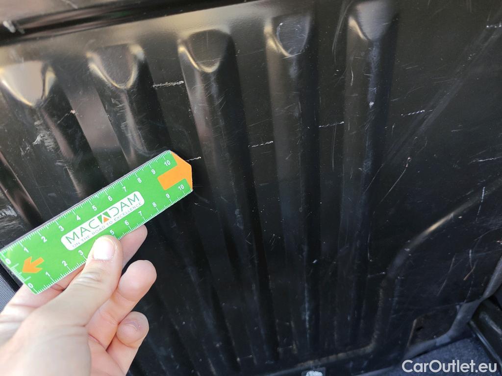  Fiat  500 FIAT  / 2015 / 3P / berlina con portón Red 1.0 Hybrid 51KW (70 CV)(SP)(SL) (AC4) #13