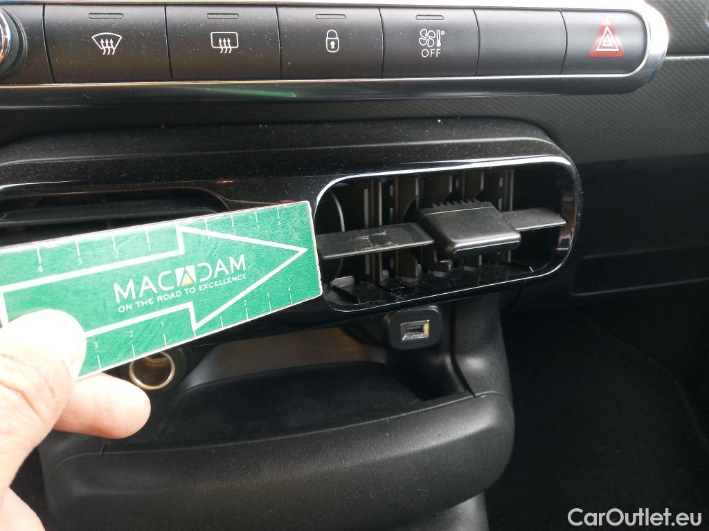  Citroen  C4 Cactus CITROEN  / 2018 / 5P / berlina con portón BlueHDi 100 S&S Feel #1