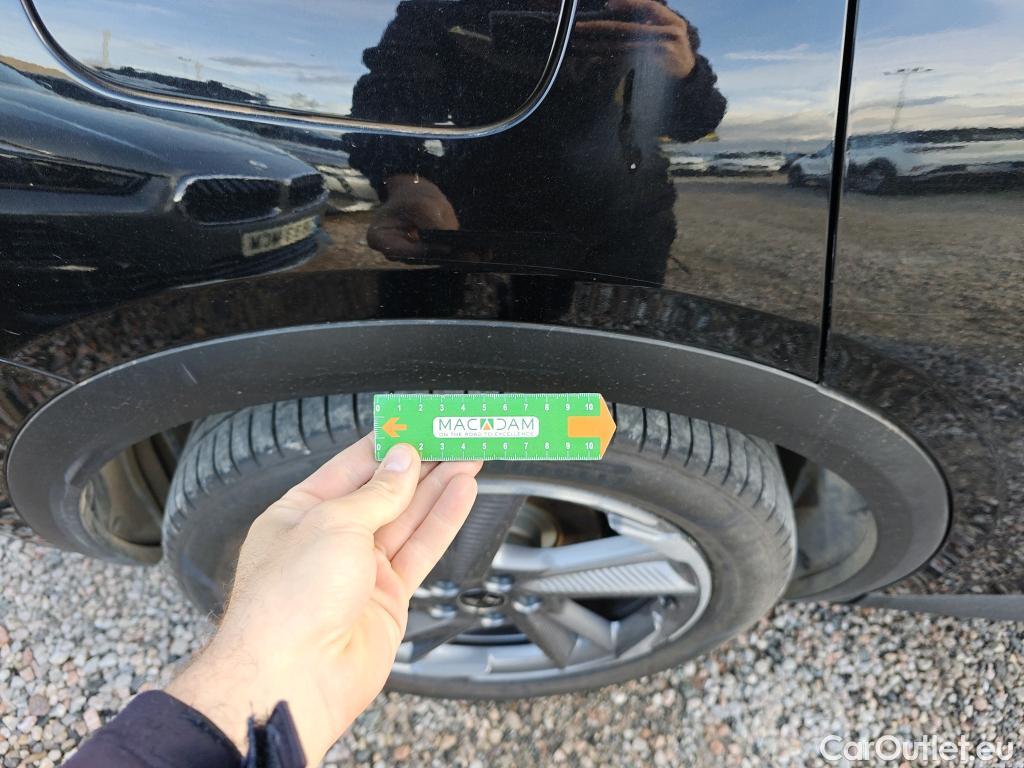  DS  DS7 DS DS 7 Crossback / 2017 / 5P / todoterreno 1.6 E-Tense 225 Auto Bastille + #60