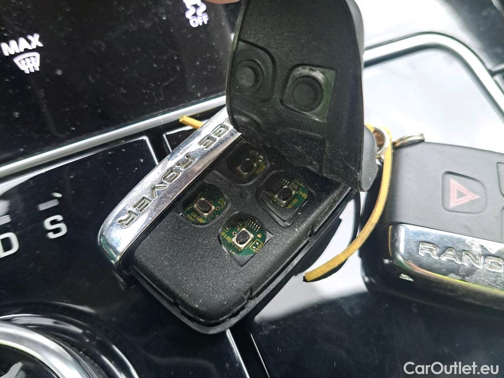  Land Rover  Range Rover LAND ROVER  Velar / 2017 / 5P / todoterreno 2.0 D240 177kW (240CV) S 4WD Auto #2