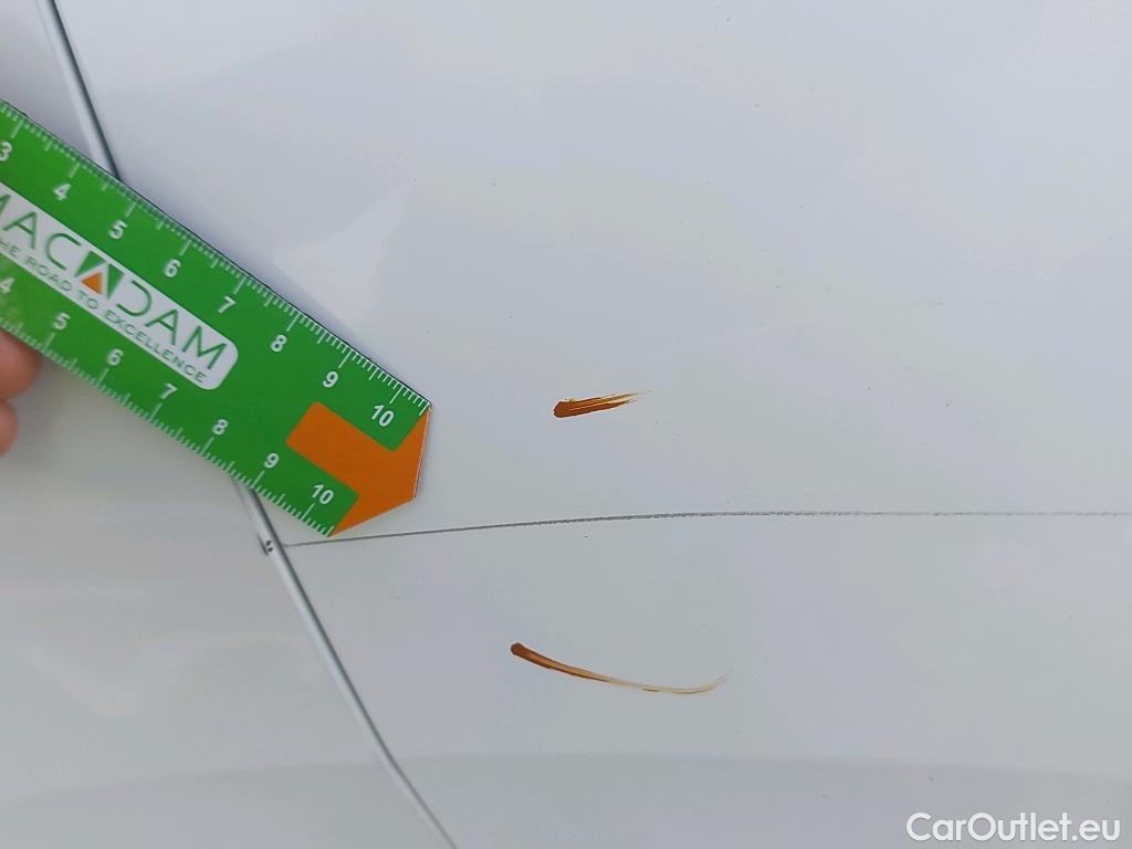  Peugeot  2008 PEUGEOT  / 2019 / 5P / todoterreno Active BlueHDI 81kW (110CV) #22