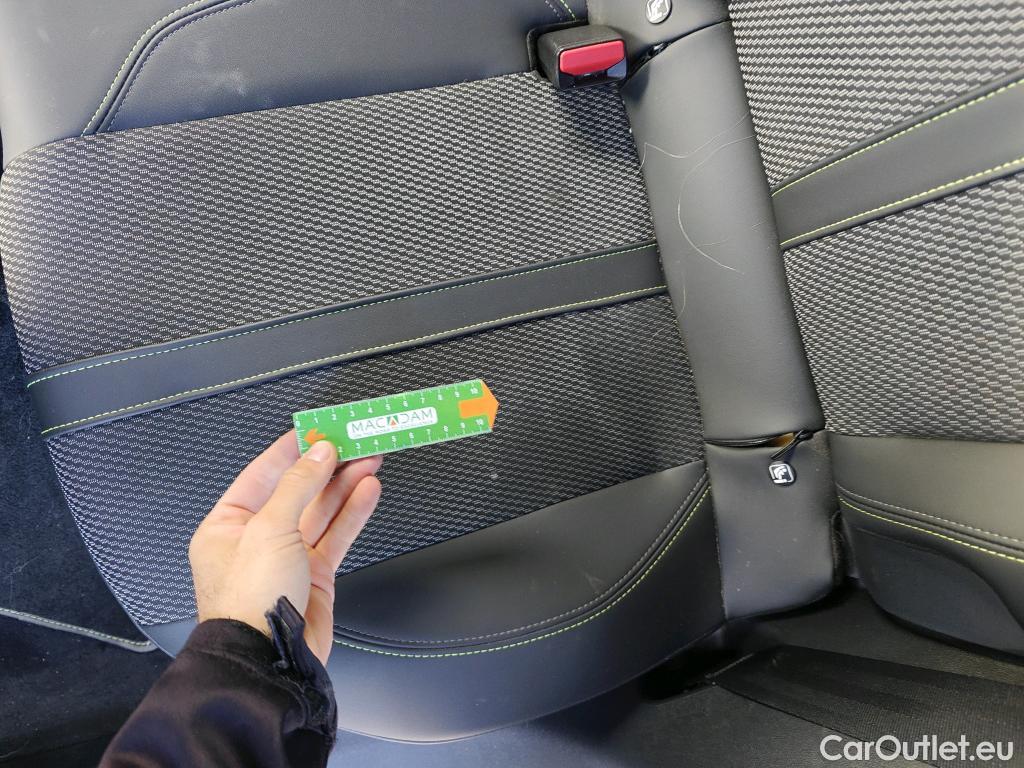  Peugeot  2008 PEUGEOT  / 2023 / 5P / todoterreno GT BlueHDI 130 S&S EAT8 #14