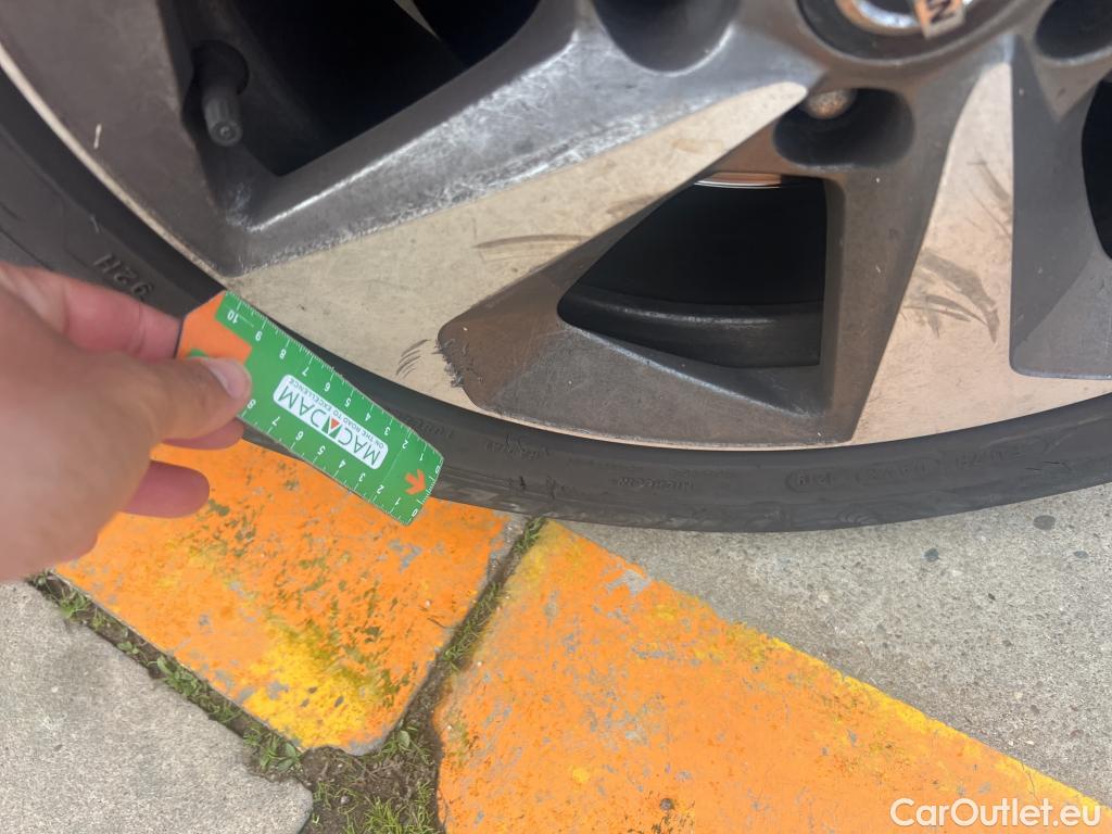  Nissan  Juke NISSAN  / 2014 / 5P / crossover G E6D-Temp 83 kW (112 CV) 5M/T ACENTA #4