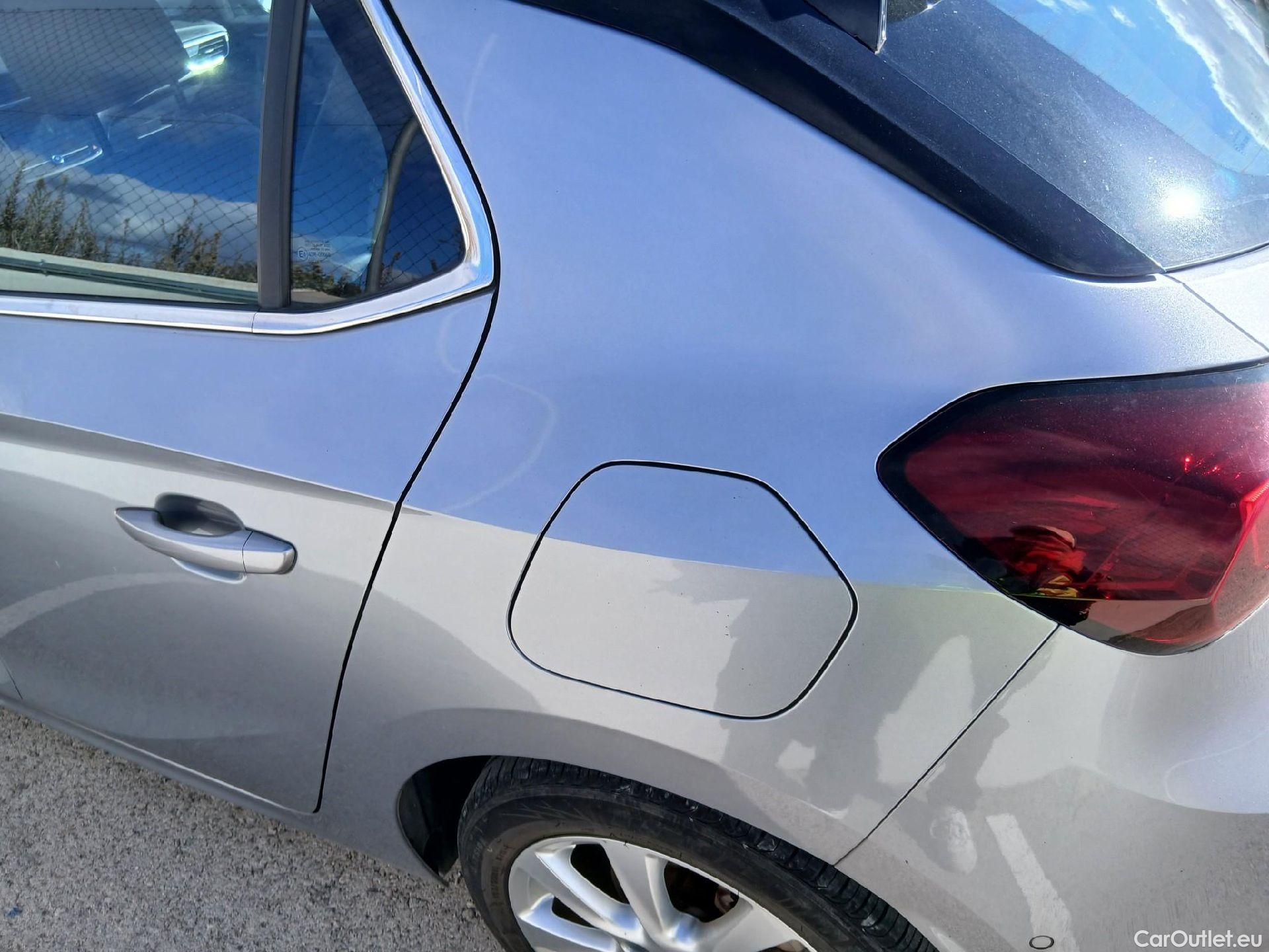  Opel  Corsa OPEL  / 2019 / 5P / berlina con portón 1.2T XHL 74kW (100CV) Elegance #17