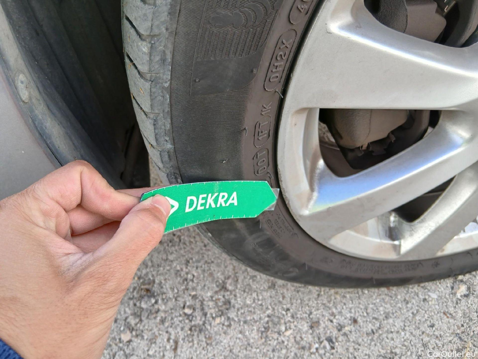  Opel  Corsa OPEL  / 2019 / 5P / berlina con portón 1.2T XHL 74kW (100CV) Elegance #8