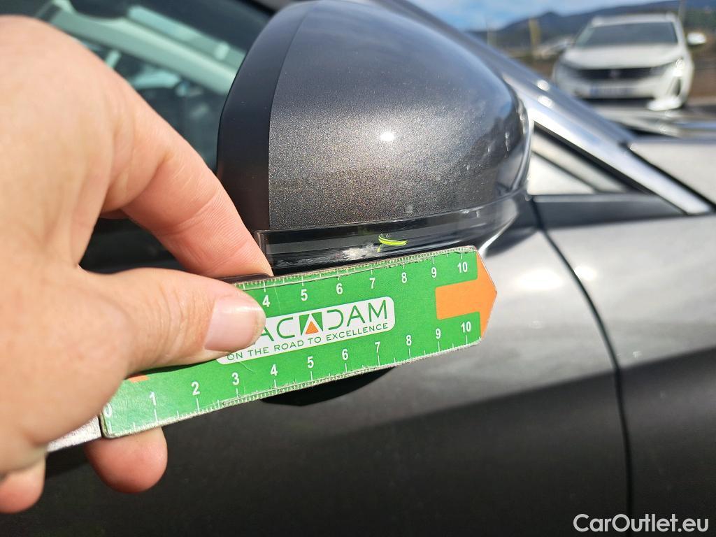  Peugeot  3008  Allure 1.5 HDi 130CV AT8 E6d #18