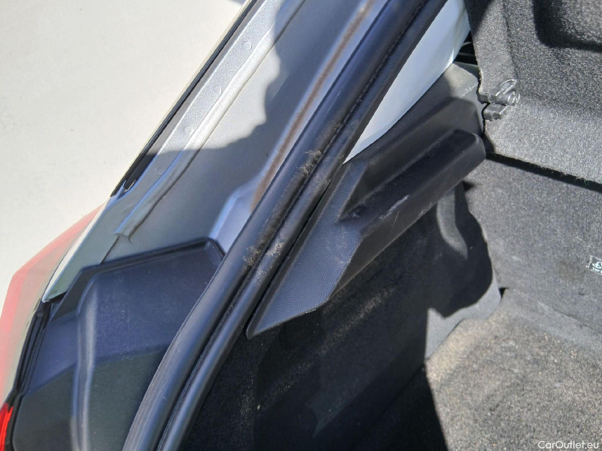  Opel  Corsa OPEL  / 2019 / 5P / berlina con portón 1.2T XHL 74kW (100CV) Elegance #24