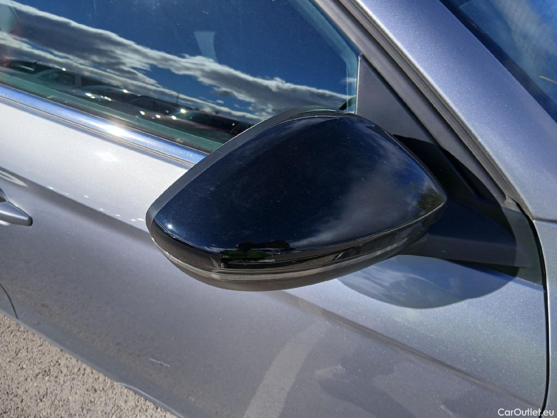  Opel  Corsa OPEL  / 2019 / 5P / berlina con portón 1.2T XHL 74kW (100CV) Elegance #36