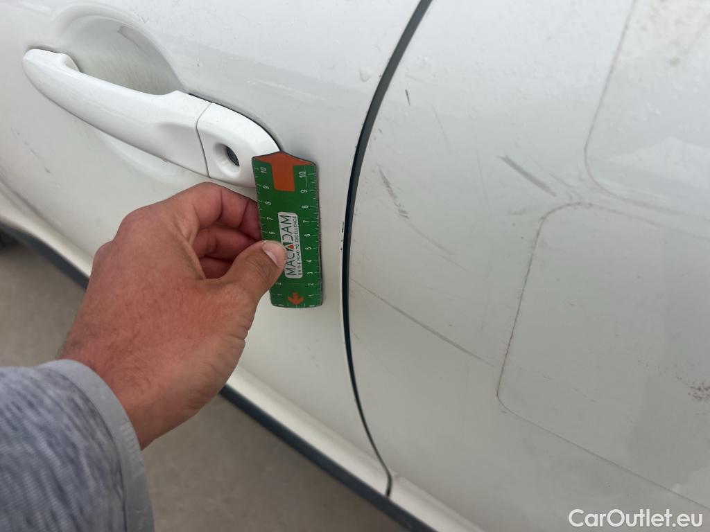  Nissan  Juke NISSAN  / 2014 / 5P / crossover G E6D-Temp 83 kW (112 CV) 5M/T ACENTA #8