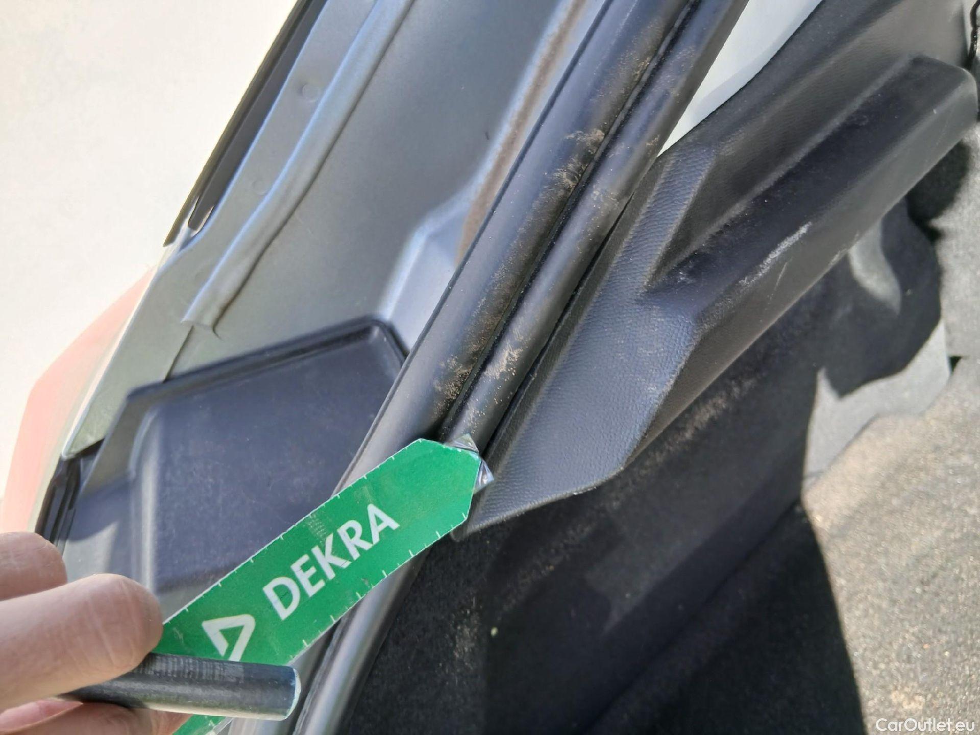  Opel  Corsa OPEL  / 2019 / 5P / berlina con portón 1.2T XHL 74kW (100CV) Elegance #25