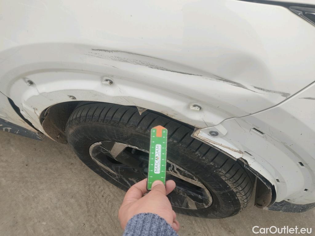  Nissan  Juke NISSAN  / 2019 / 5P / crossover DIG-T 84 kW (114 CV) DCT 7 Vel. Acenta (AC4) #18