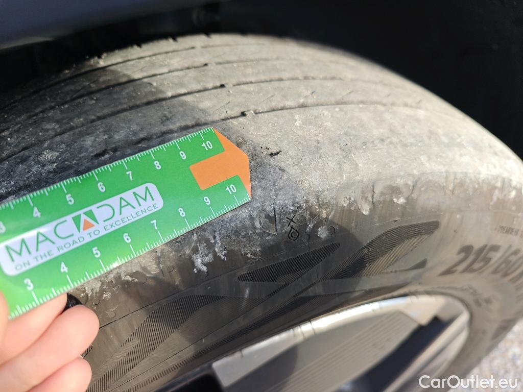  Peugeot  2008 PEUGEOT  / 2023 / 5P / todoterreno GT BlueHDI 130 S&S EAT8 #7