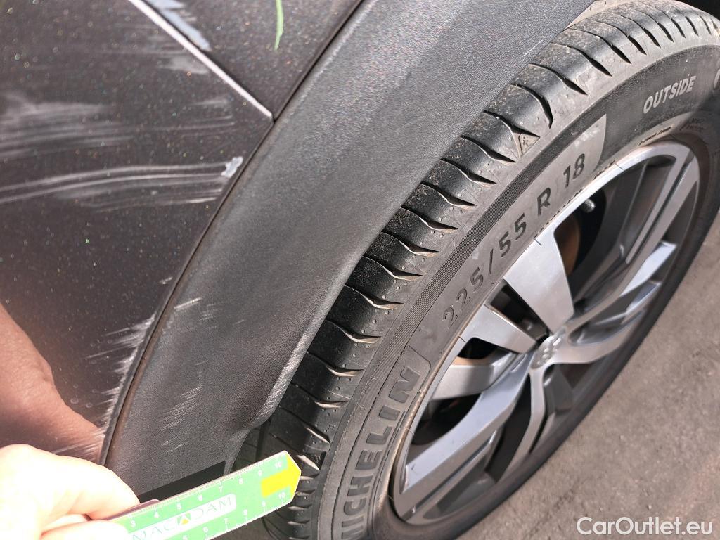  Peugeot  3008  Allure 1.5 HDi 130CV AT8 E6d #29