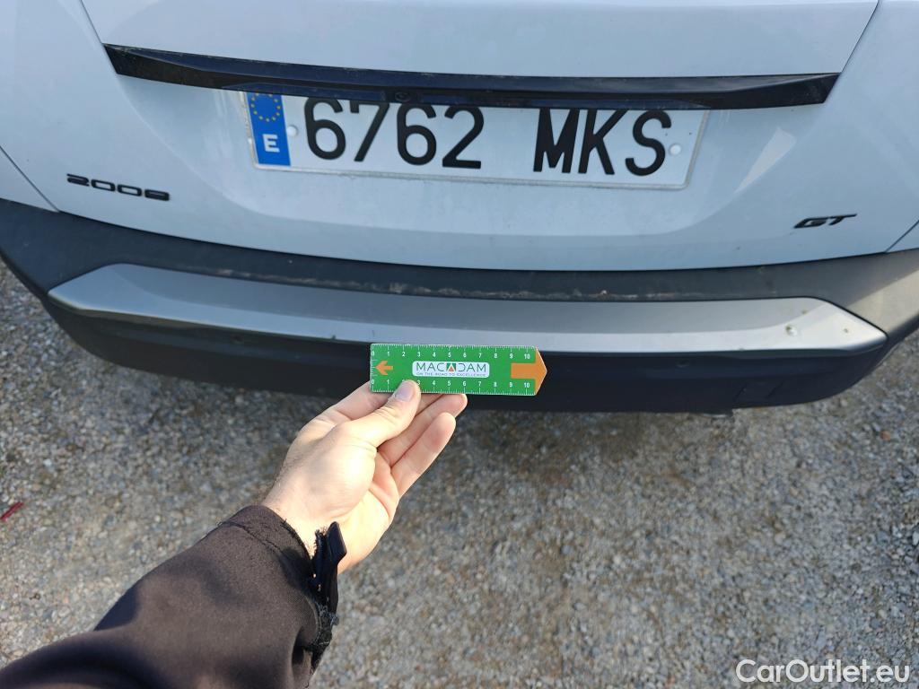  Peugeot  2008 PEUGEOT  / 2023 / 5P / todoterreno GT BlueHDI 130 S&S EAT8 #35