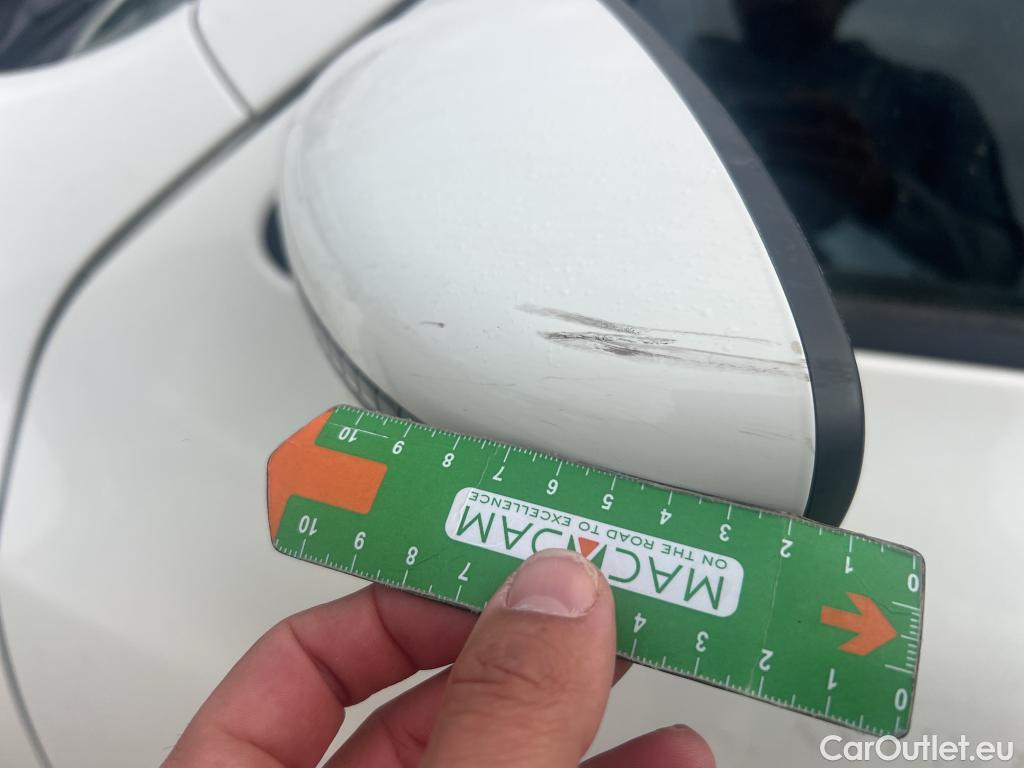  Nissan  Juke NISSAN  / 2014 / 5P / crossover G E6D-Temp 83 kW (112 CV) 5M/T ACENTA #20