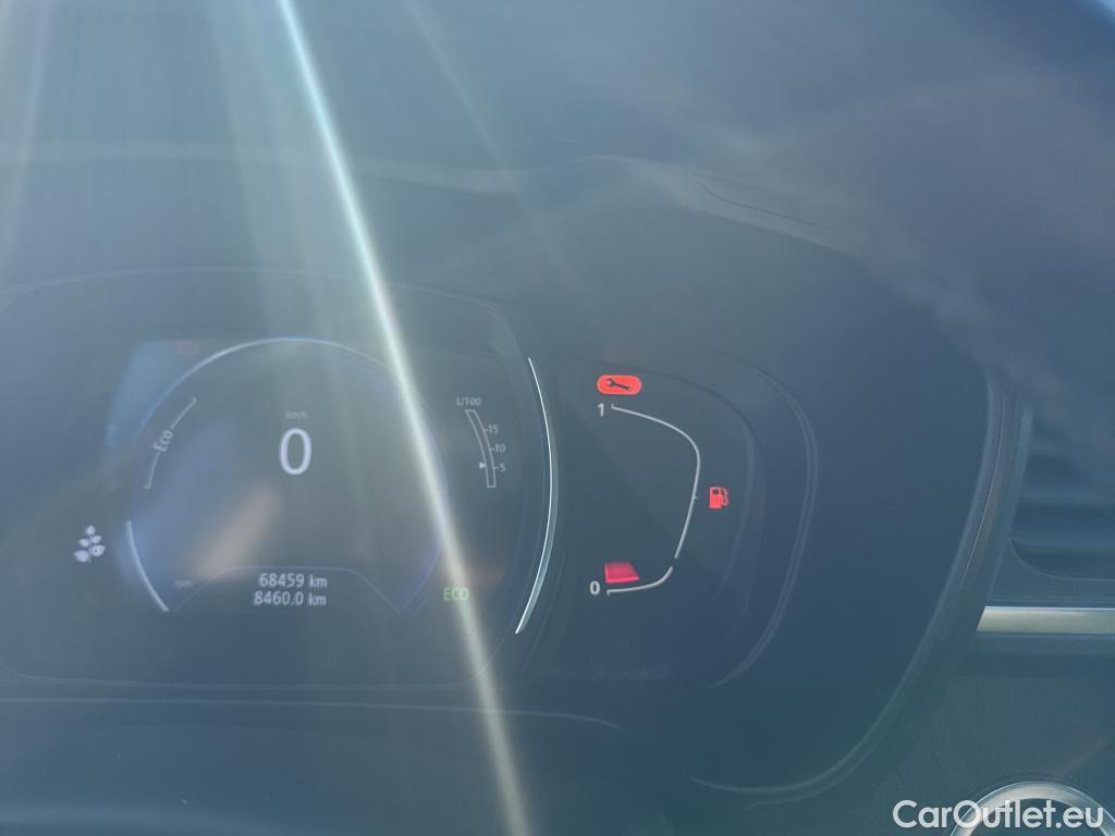  Renault  Kadjar RENAULT  / 2019 / 5P / crossover Intens Blue dCi 85kW (115CV) #49