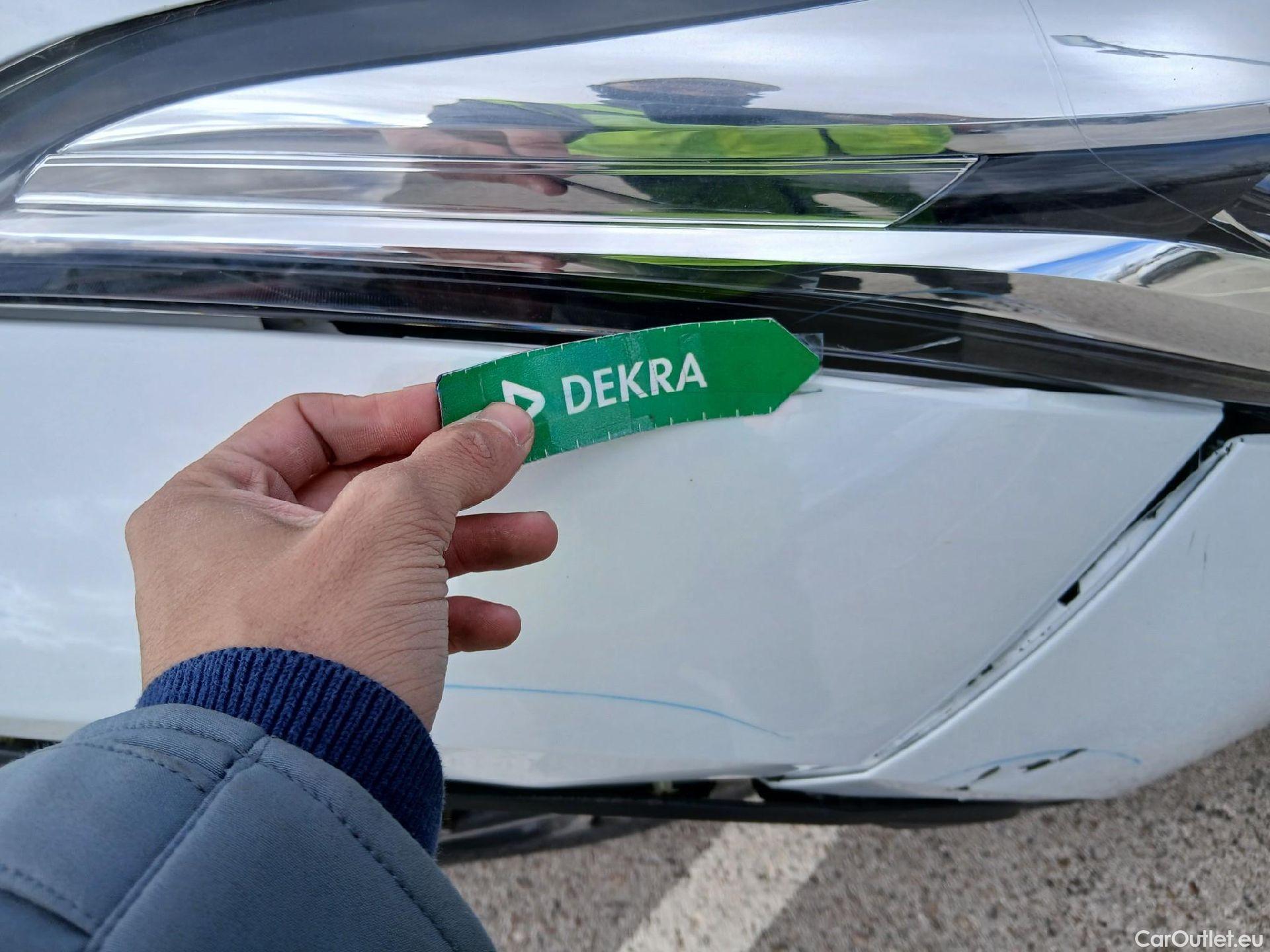  Toyota  C-HR TOYOTA  / 2019 / 5P / todoterreno 1.8 125H Advance #10