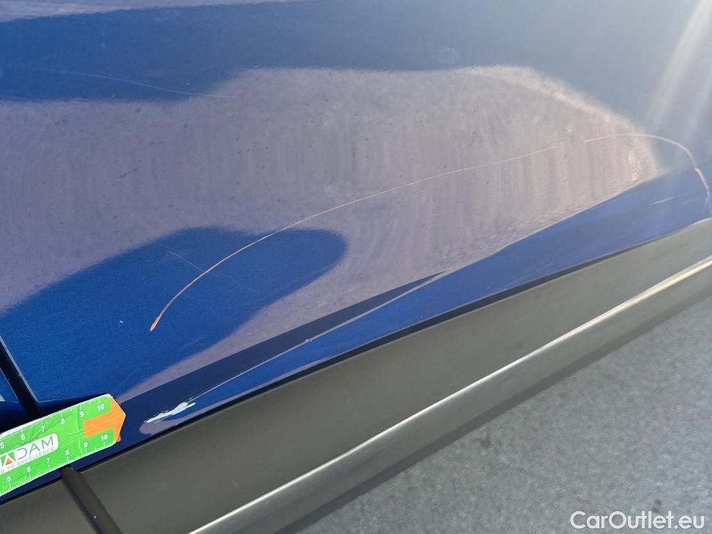  Renault  Kadjar RENAULT  / 2019 / 5P / crossover Intens Blue dCi 85kW (115CV) #7