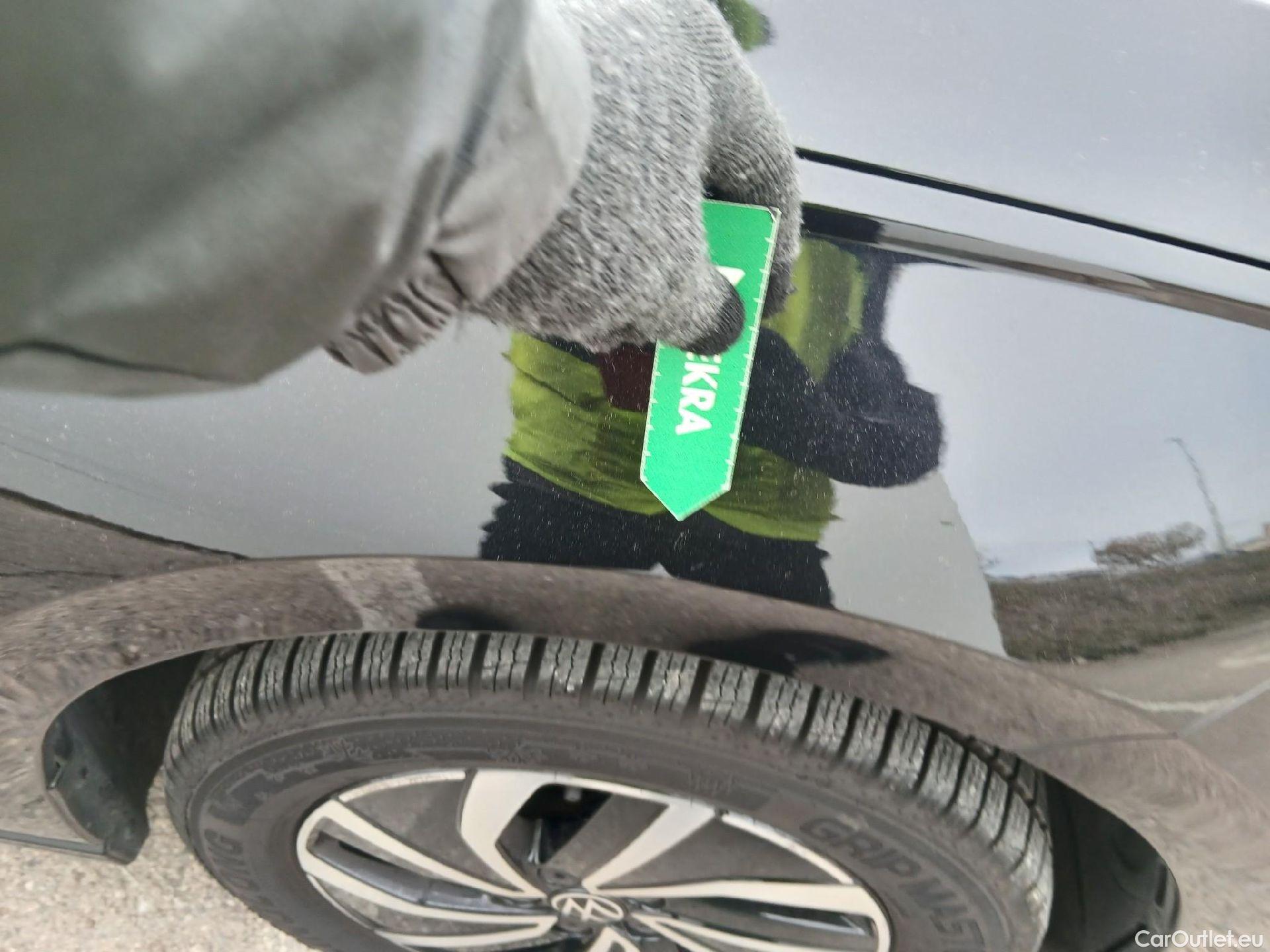  Volkswagen  Polo VOLKSWAGEN  / 2021 / 5P / berlina con portón Life 1.0 TSI 70kW (95CV) #21