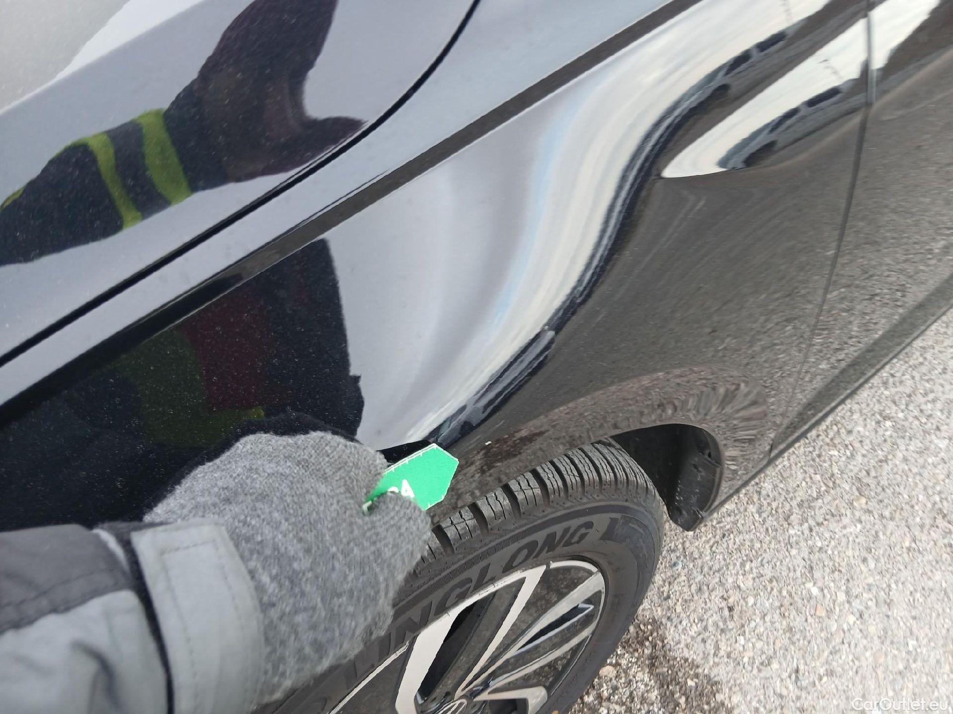  Volkswagen  Polo VOLKSWAGEN  / 2021 / 5P / berlina con portón Life 1.0 TSI 70kW (95CV) #4