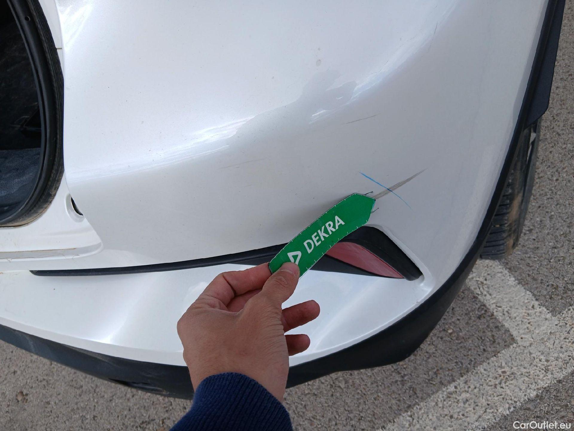  Toyota  C-HR TOYOTA  / 2019 / 5P / todoterreno 1.8 125H Advance #36