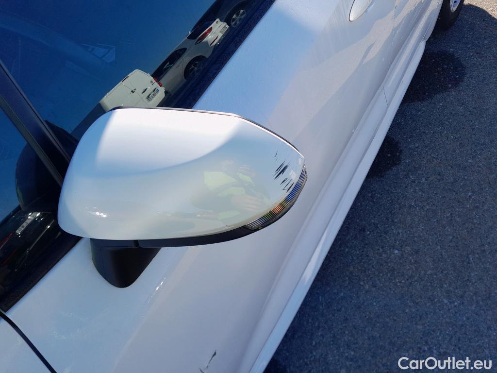  Toyota  Corolla TOYOTA  1.8 125H ACTIVE TECH E-CVT #23