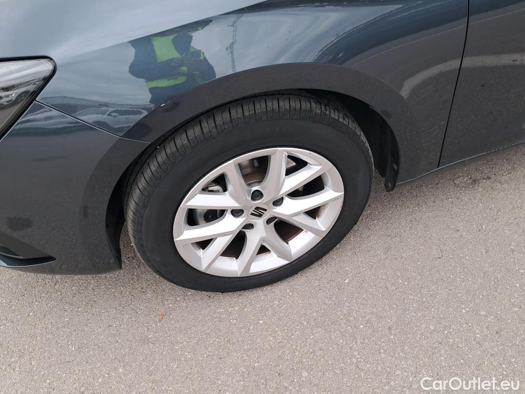  Land Rover  Discovery SEAT Nuevo León / 2020 / 5P / berlina con portón 1.0 TSI 81kW S&S Style Go (AC) #9