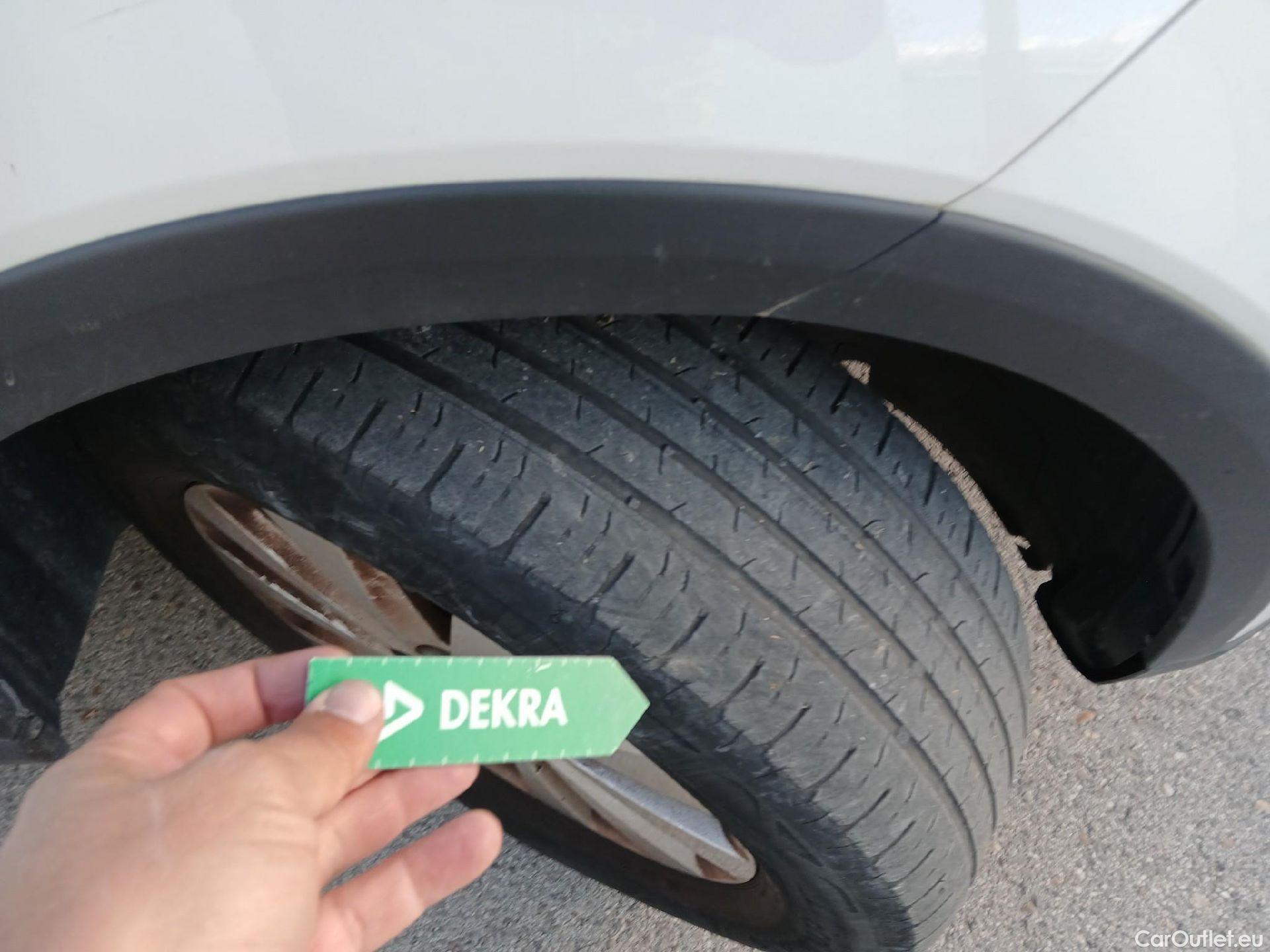  Seat  Arona SEAT  / 2017 / 5P / todoterreno 1.0 TSI 81kW (110CV) Style Plus (AC) #12