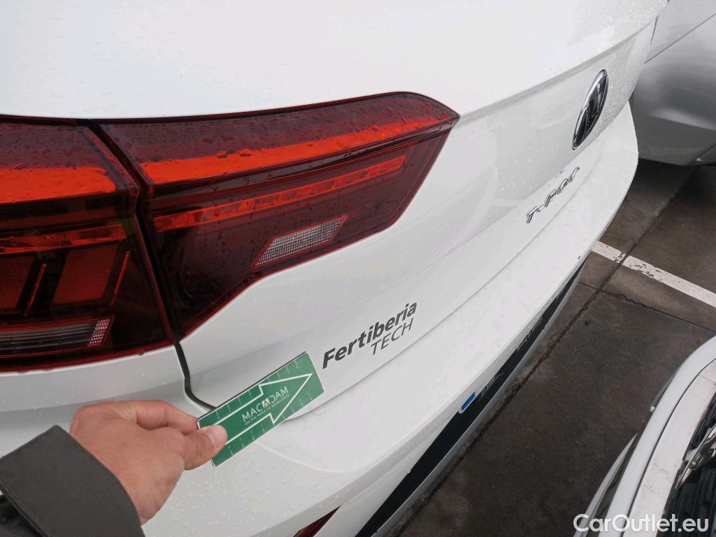  Volkswagen  T-ROC VOLKSWAGEN  / 2021 / 5P / todoterreno Life 2.0 TDI 110kW (150CV) #9