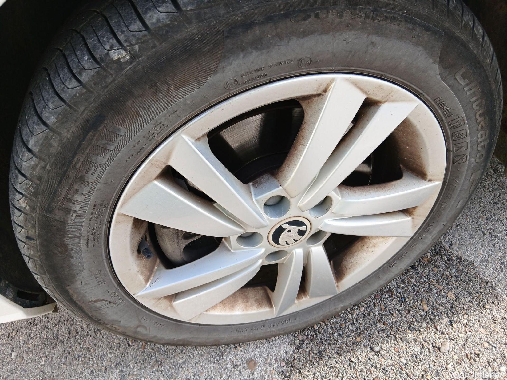  Skoda  Fabia SKODA  / 2018 / 5P / berlina con portón 1.0 TSI 81kW (110cv) Ambition Plus (CX) #4