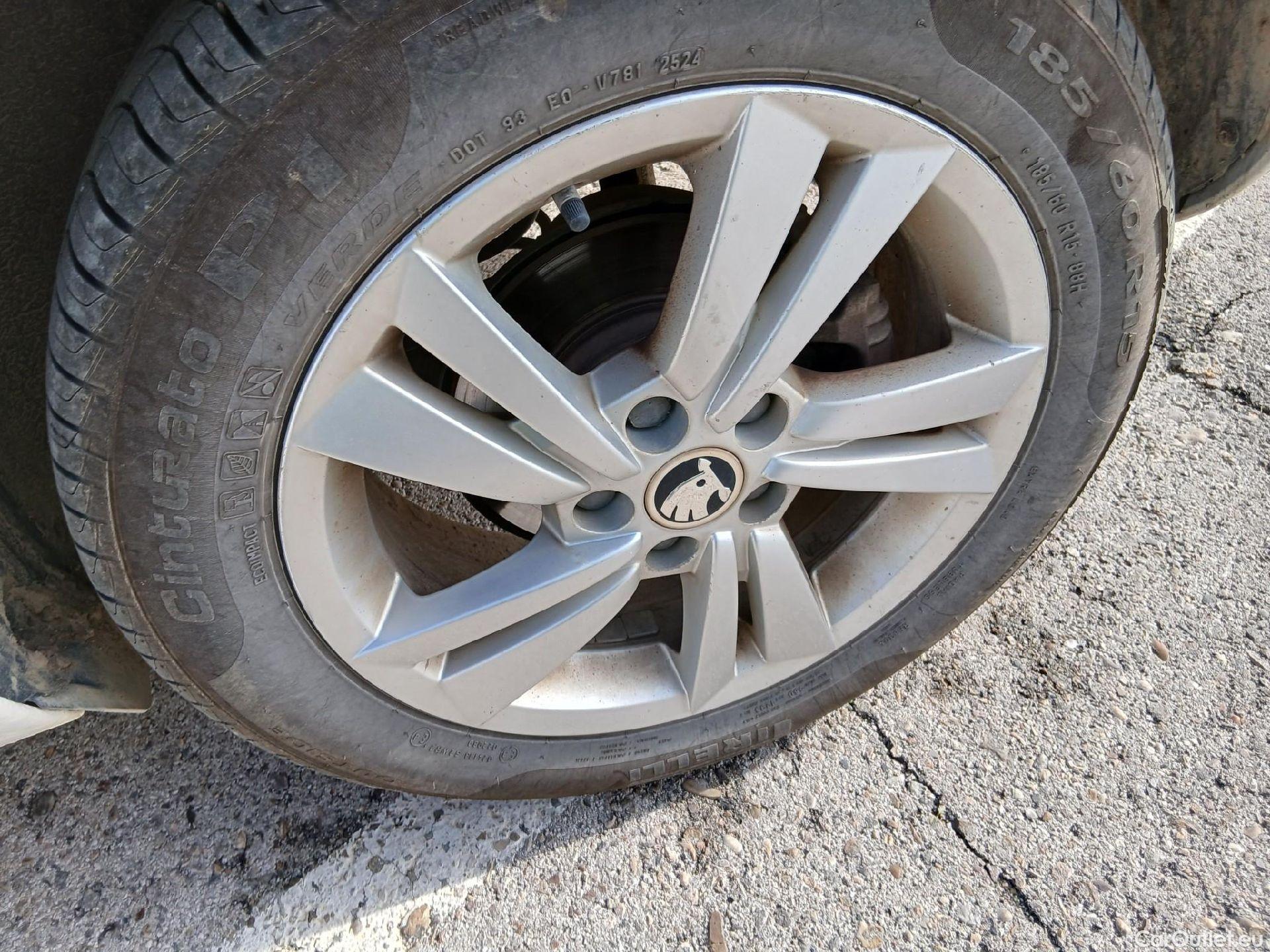  Skoda  Fabia SKODA  / 2018 / 5P / berlina con portón 1.0 TSI 81kW (110cv) Ambition Plus (CX) #14