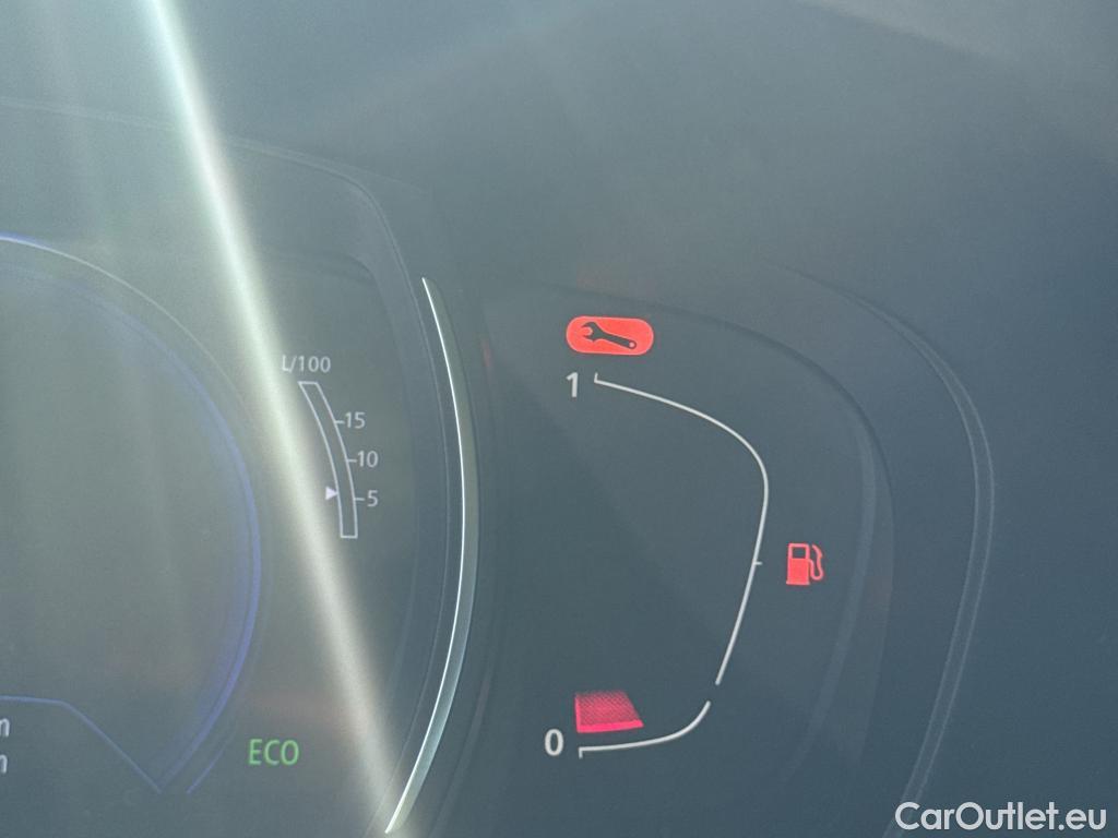  Renault  Kadjar RENAULT  / 2019 / 5P / crossover Intens Blue dCi 85kW (115CV) #50