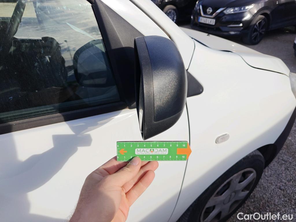  Dacia  Dokker DACIA  / 2013 / 4P / furgón derivado de turismo Van Essential Blue dCi 70kW (95CV) #50