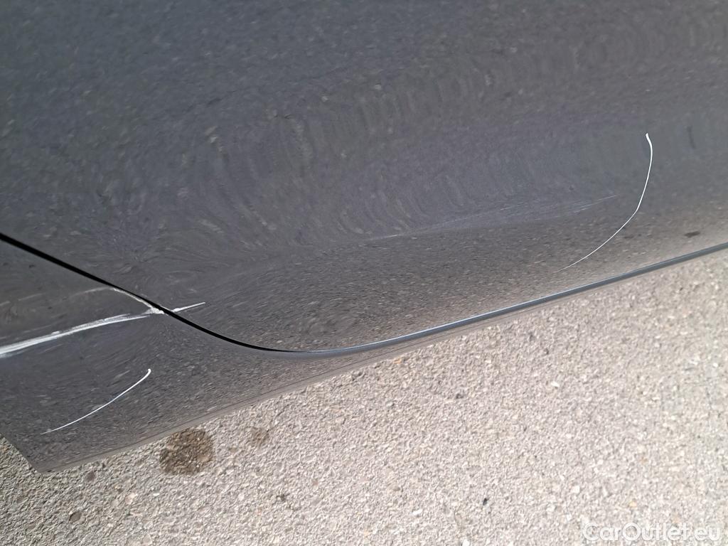  Land Rover  Discovery SEAT Nuevo León / 2020 / 5P / berlina con portón 1.0 TSI 81kW S&S Style Go (AC) #4